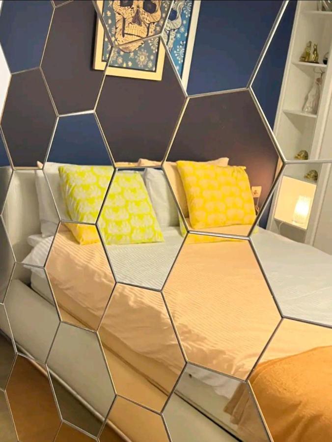 טיראנה Cozy & Stylish Apartment מראה חיצוני תמונה